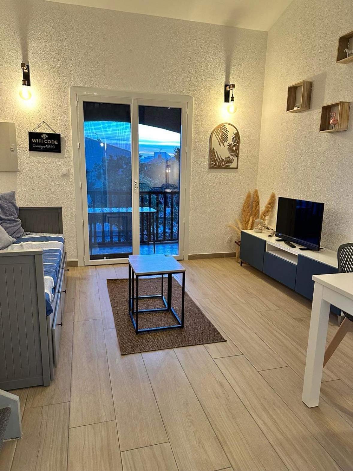 Appartement Duplex 4Pers Climatise - Locations Vld Camargue Saintes-Maries-de-la-Mer Zewnętrze zdjęcie